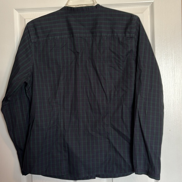 L.L. Bean women’s blue plaid long sleeve button down shirt size medium petite - Picture 6 of 8
